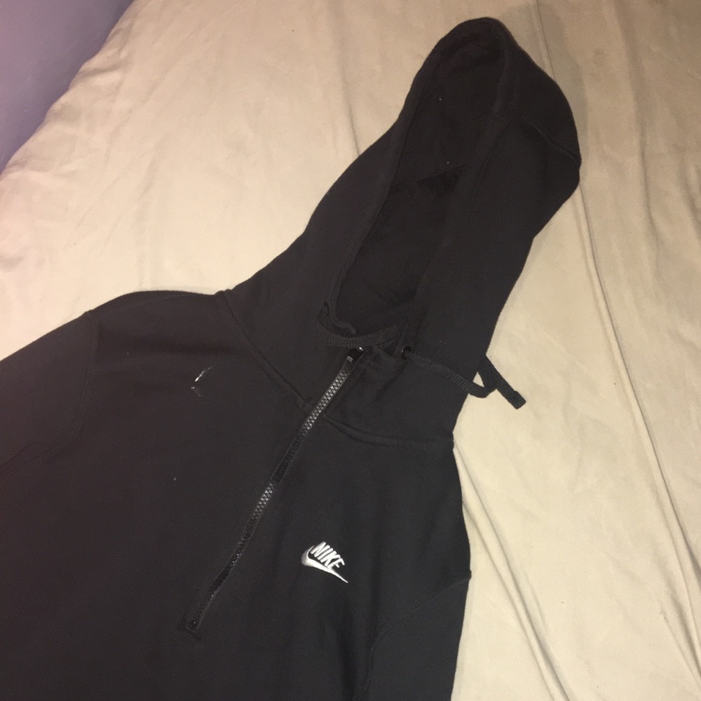WOMEN’S NIKE TECH HOODIE